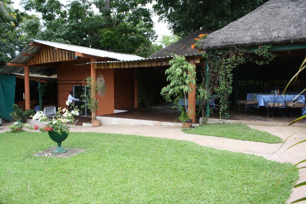 Palmwood Lodge Lusaka Exterior foto